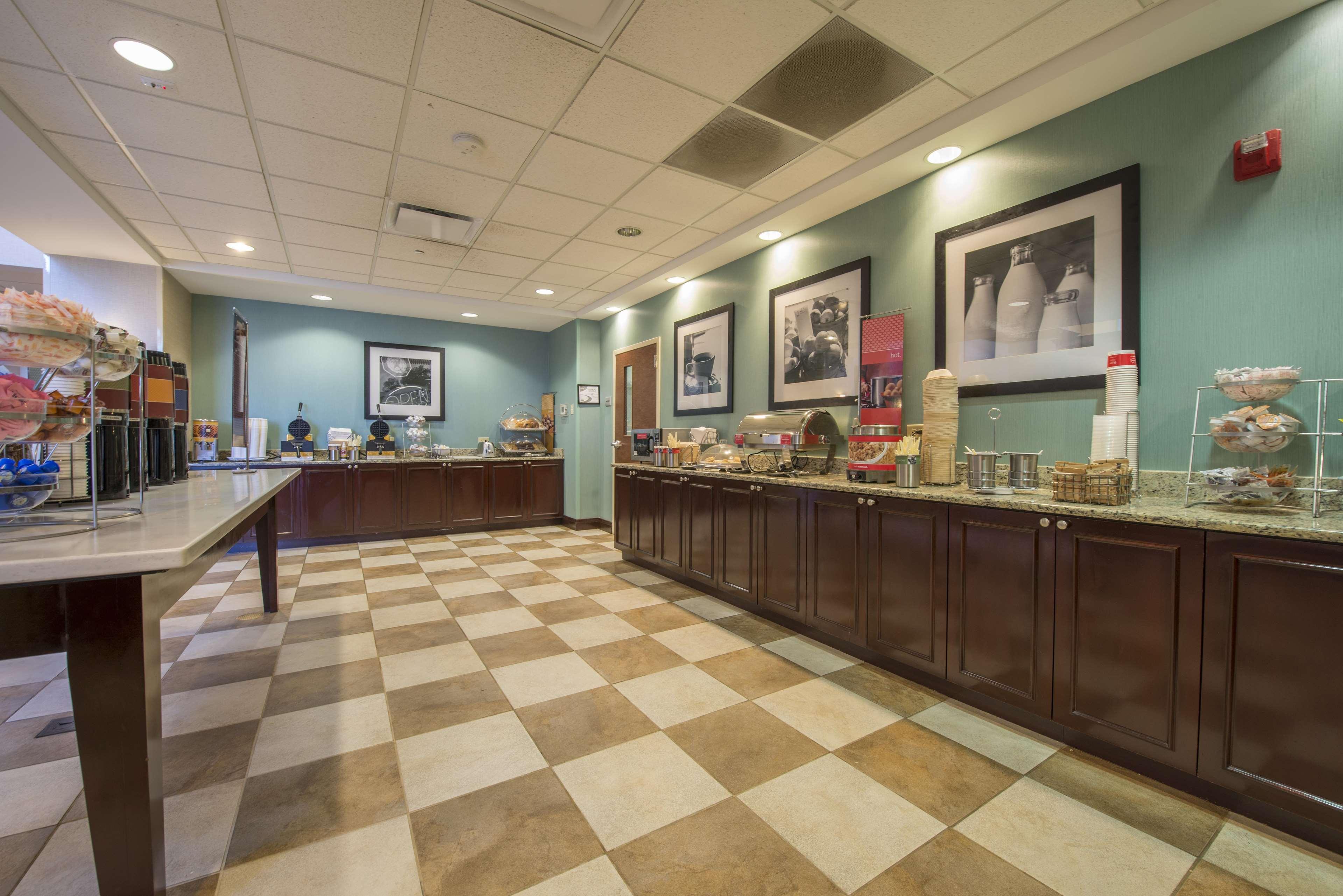 Hampton Inn & Suites Atlanta Airport West Camp Creek Pkwy College Park Buitenkant foto