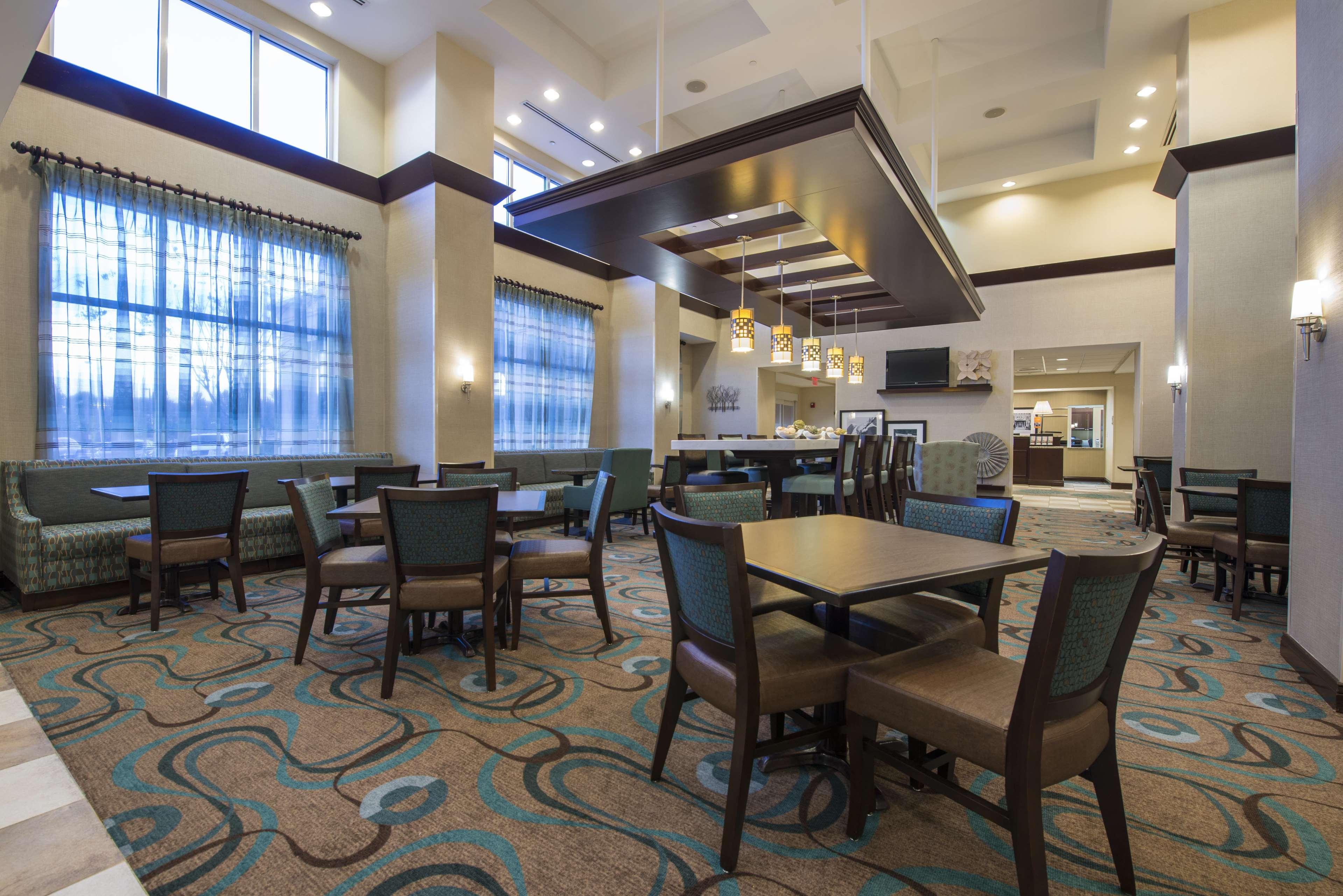 Hampton Inn & Suites Atlanta Airport West Camp Creek Pkwy College Park Buitenkant foto