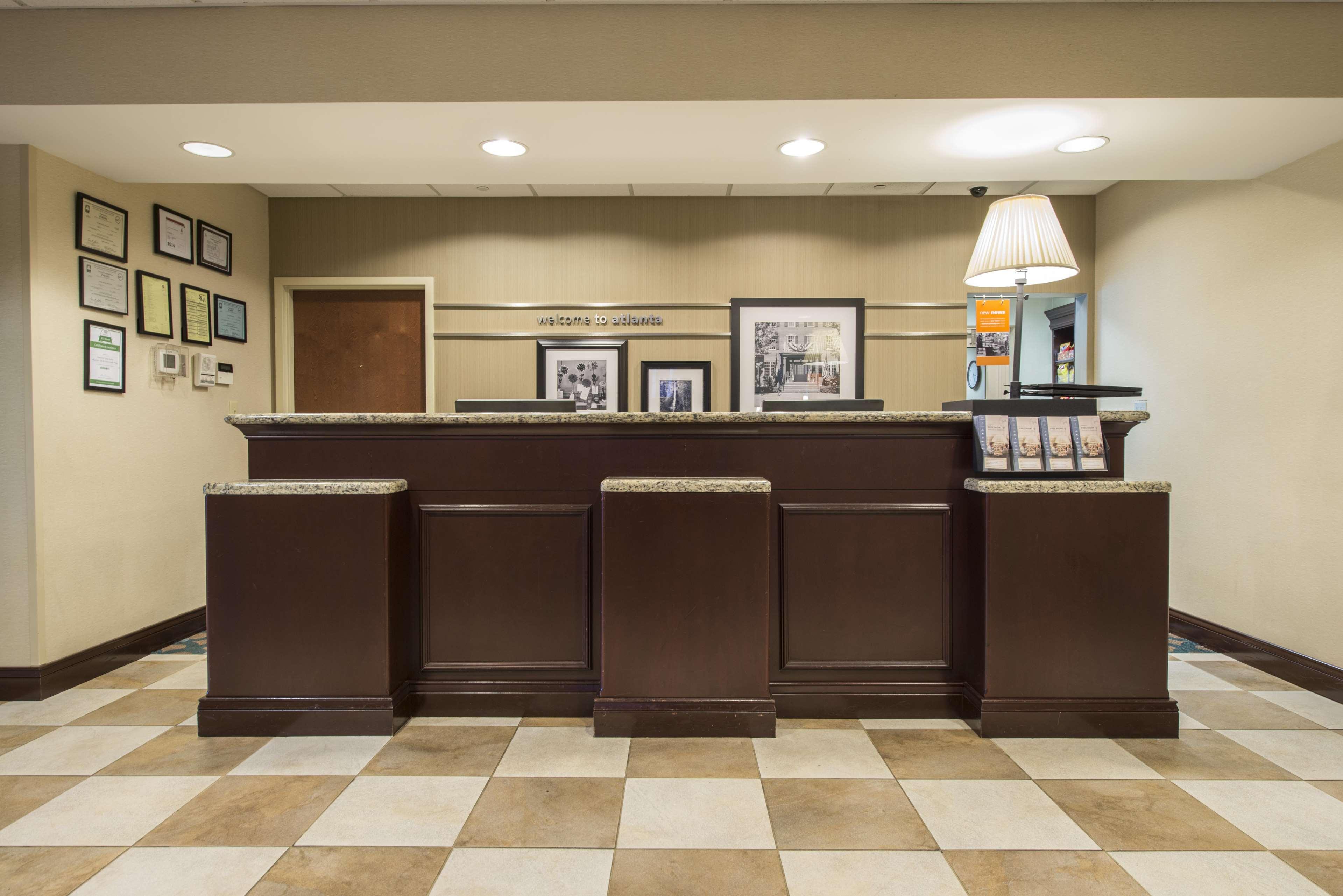 Hampton Inn & Suites Atlanta Airport West Camp Creek Pkwy College Park Buitenkant foto